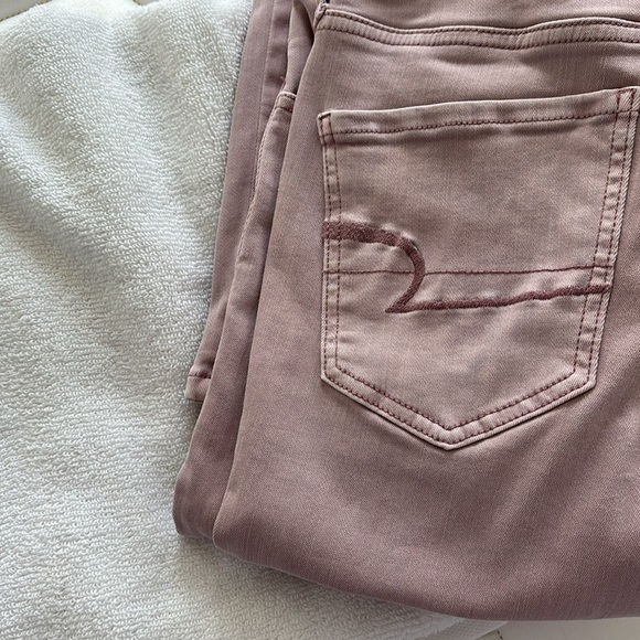 American Eagle Pink High Rise Jegging. - Picture 5 of 5